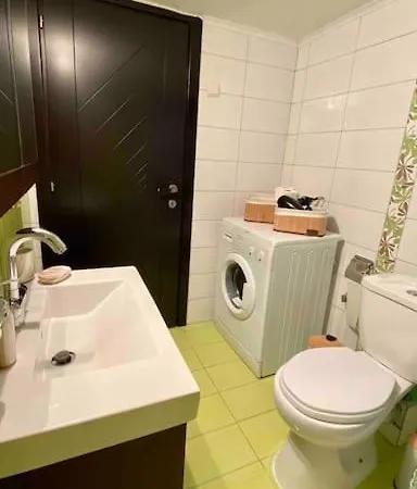 Amazing Family House! 150m From The Apartment *