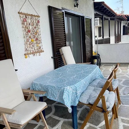 Apartment Amazing Family House! 150m From The